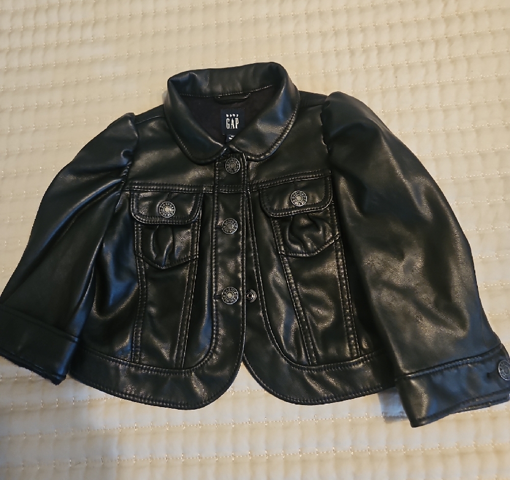 GAP Black Blazer Classic Design